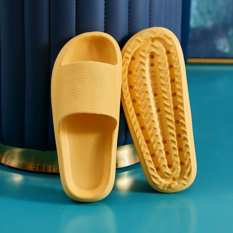 Men's Slippers with a Sense of Stepping on Poop for Summer Outer Wear 2023 New Indoor Home Non-slip Non-stinky Foot Sports Sandals and Slippers for Men